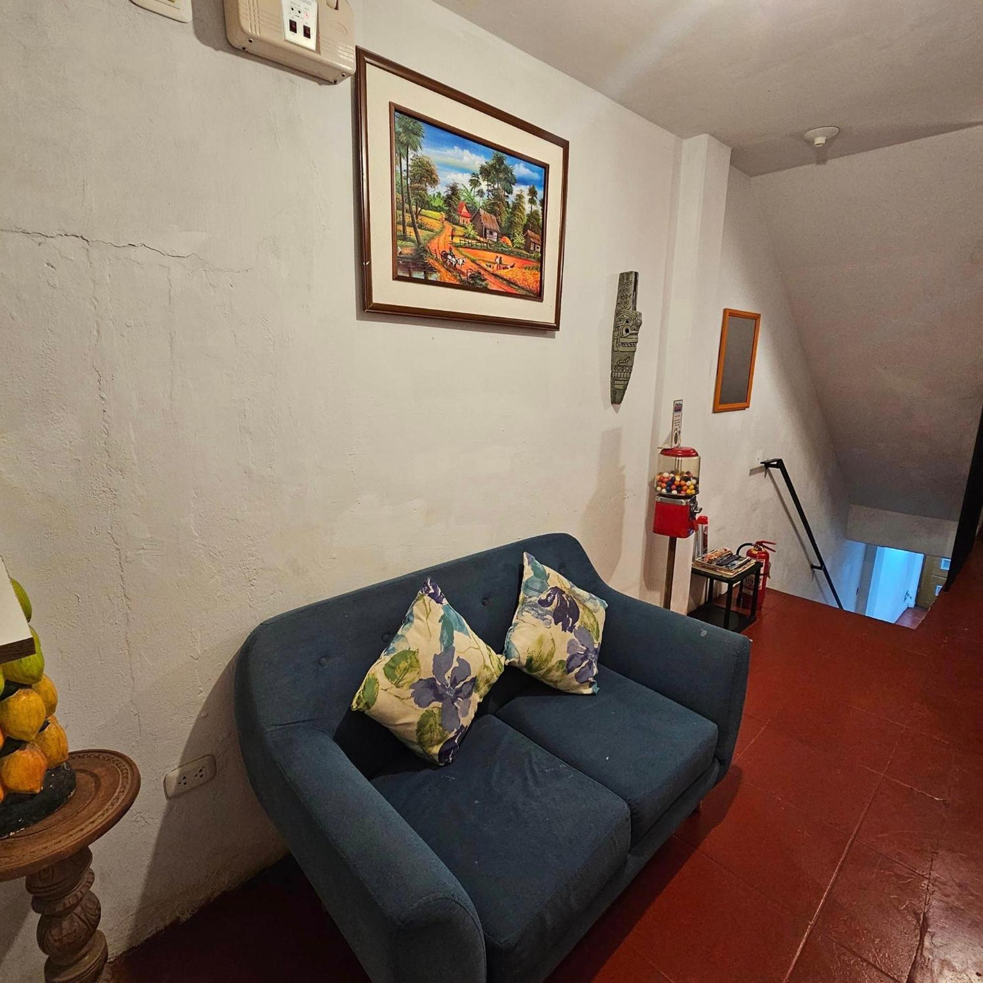 Lima Airport Hostel With Free Airport Pick Up Callao ภายนอก รูปภาพ