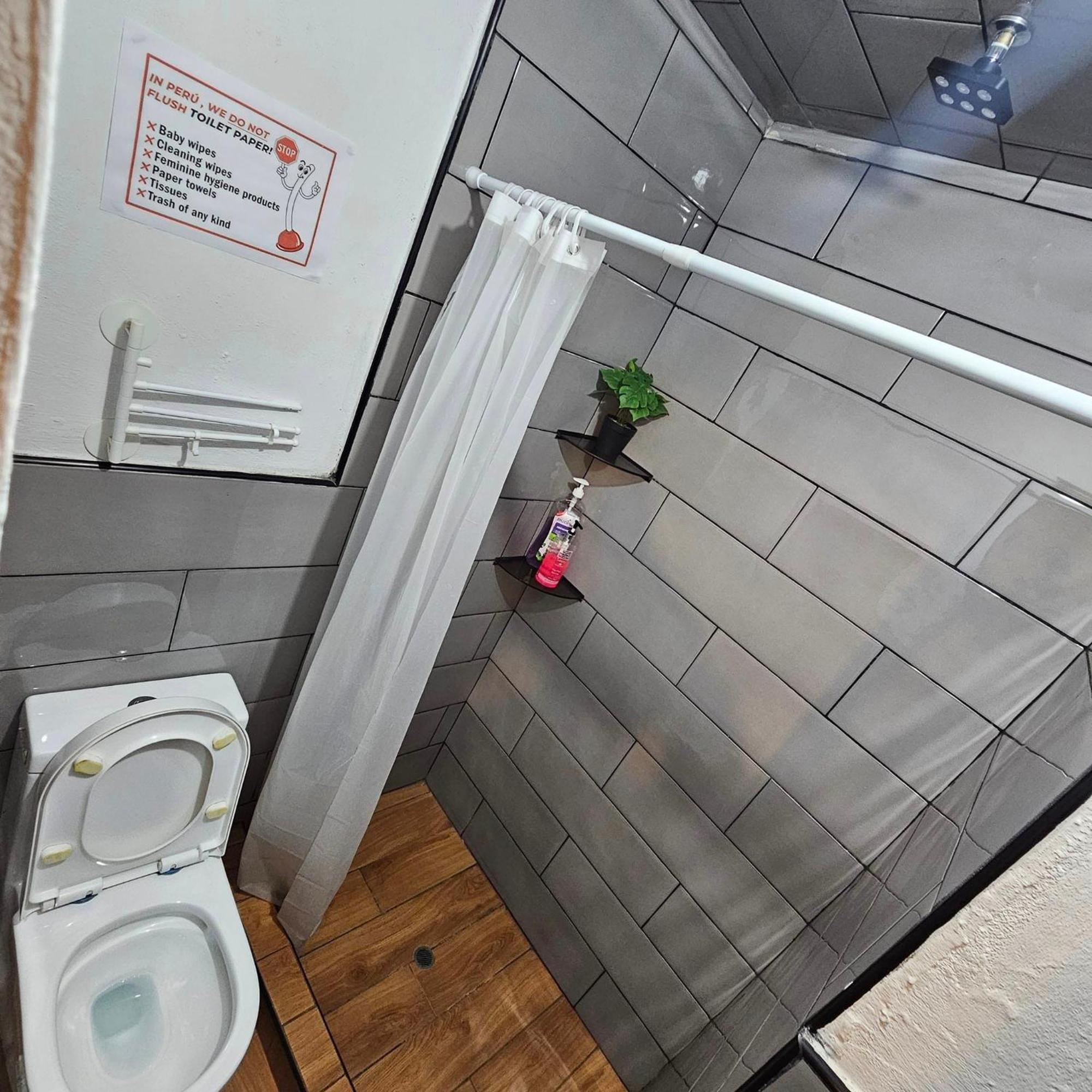 Lima Airport Hostel With Free Airport Pick Up Callao ภายนอก รูปภาพ
