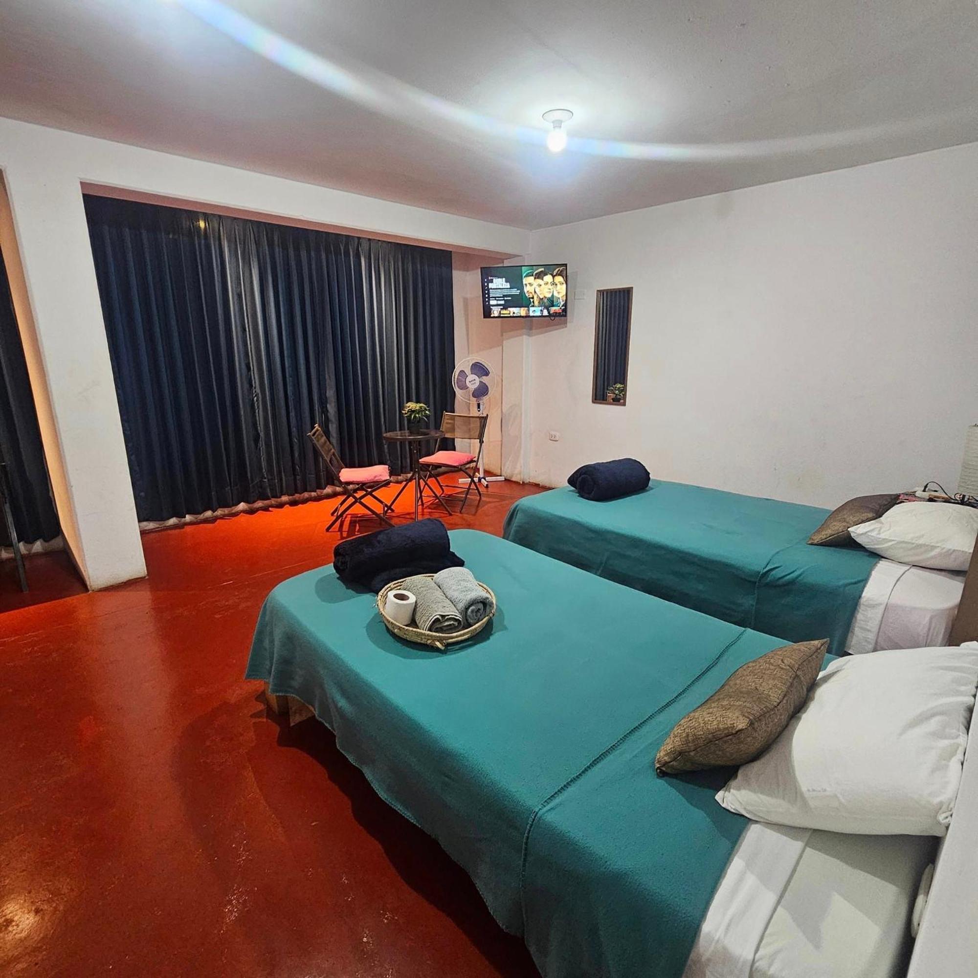 Lima Airport Hostel With Free Airport Pick Up Callao ภายนอก รูปภาพ