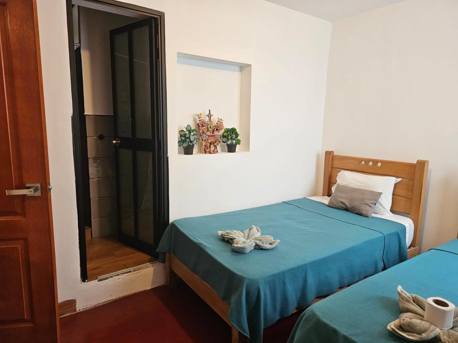 Lima Airport Hostel With Free Airport Pick Up Callao ภายนอก รูปภาพ