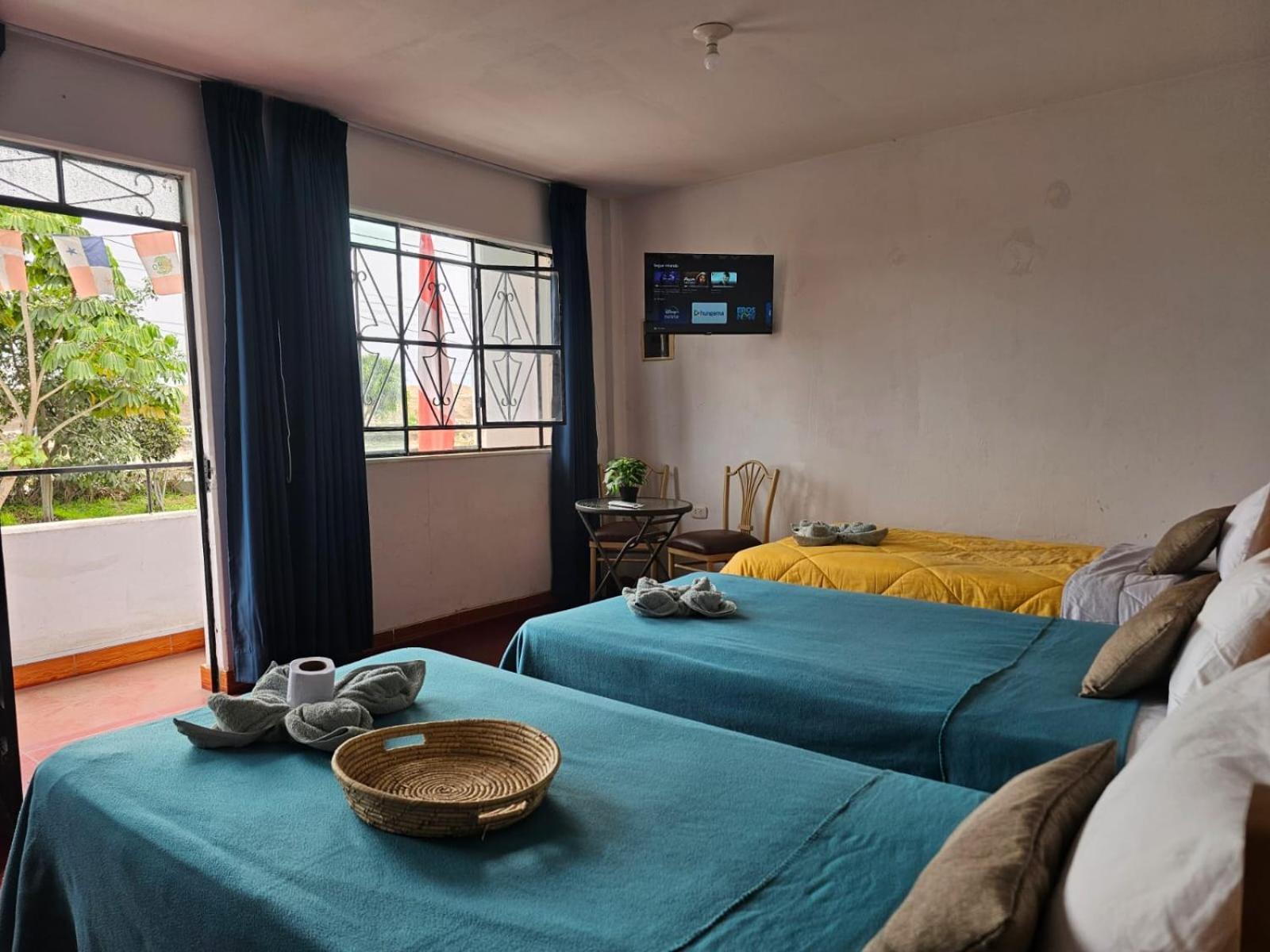 Lima Airport Hostel With Free Airport Pick Up Callao ภายนอก รูปภาพ